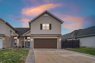 347 Fox Trail Ct, Hobart, IN 46342 - Photo 1