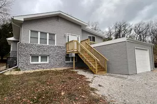 276 N Henry St, Gary, IN 46403 - Photo 1