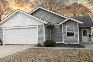 207 E Joliet St, Schererville, IN 46375 - Photo 1