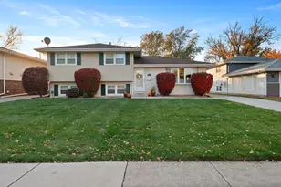 8036 Beech Ave, Munster, IN 46321 - Photo 1