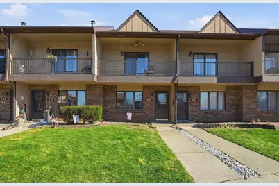 896 Jordan Circle, Schererville, IN 46375 - Photo 1