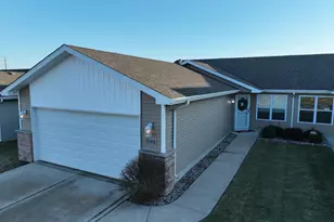 595 W 85th Dr, Merrillville, IN 46410 - Photo 1