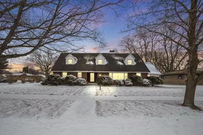 241 E 11th Place, Hobart, IN 46342 - Photo 1