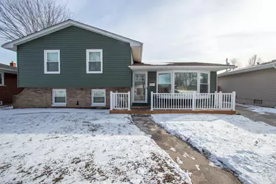 2950 101st Street, Highland, IN 46322 - Photo 1