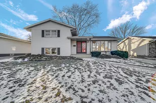 9220 Wildwood Dr, Highland, IN 46322 - Photo 1