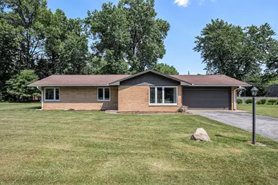 3804 Sunset Drive, Valparaiso, IN 46383 - Photo 1