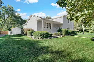 659 Lorraine Dr, Valparaiso, IN 46385 - Photo 1