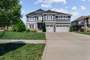9108 Zinnia Dr, Saint John, IN 46373 - Photo 1