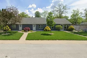 113 S 15th St, Chesterton, IN 46304 - Photo 1