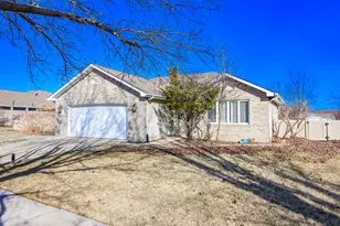 1281 Medlee Dr, Hobart, IN 46342 - Photo 1