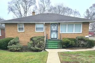 709 Porter St, Gary, IN 46406 - Photo 1
