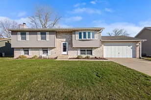 5680 Kingman Ave, Portage, IN 46368 - Photo 1