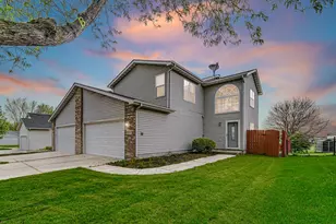 6837 Swan Ln, Schererville, IN 46375 - Photo 1