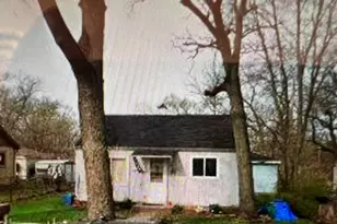3104 Pulaski St, Hobart, IN 46342 - Photo 1