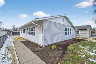 6402 New Hampshire Ave, Hammond, IN 46323 - Photo 1