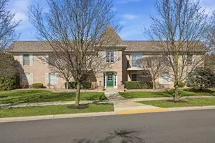2711 Georgetowne Dr, Highland, IN 46322 - Photo 1