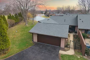 2201 Bayview Dr, Michigan City, IN 46360 - Photo 1
