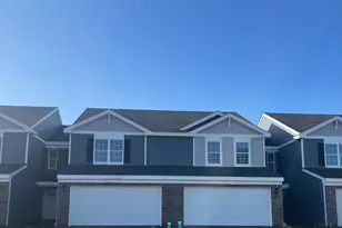 535 Cressmoor Blvd, Hobart, IN 46342 - Photo 1