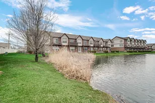 938 Fountain Pl, Schererville, IN 46375 - Photo 1