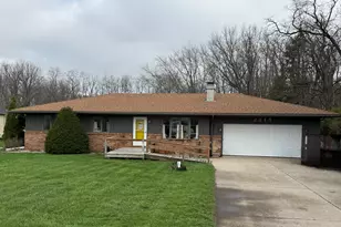 2215 W 18th St, La Porte, IN 46350 - Photo 1