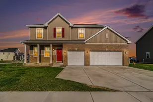 11211 Green Pl, Winfield, IN 46307 - Photo 1