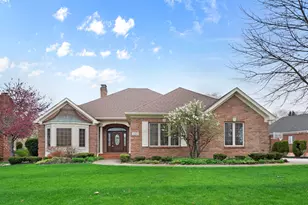 10303 Cherrywood Ln, Munster, IN 46321 - Photo 1