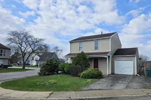 962 W 59th Cir, Merrillville, IN 46410 - Photo 1