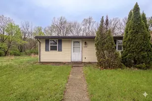 2280 Roosevelt Pl, Gary, IN 46404 - Photo 1
