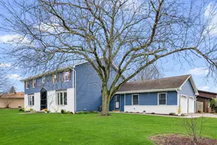 701 Trenton St, Crown Point, IN 46307 - Photo 1