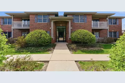 644 Cambridge Court #2a, Munster, IN 46321 - Photo 1