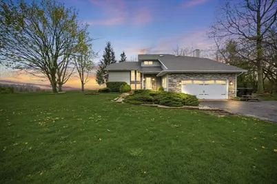 426 Laurel Lane, Valparaiso, IN 46385 - Photo 1