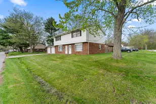 2102-2104 Washington Ave, Chesterton, IN 46304 - Photo 1