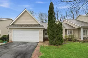 2410 Primrose Dr, Valparaiso, IN 46383 - Photo 1