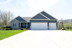 2302 W 250 S, La Porte, IN 46350 - Photo 1