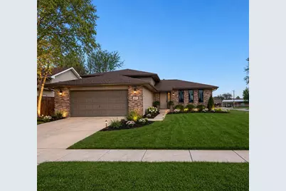 601 N Holly Lane, Griffith, IN 46319 - Photo 1