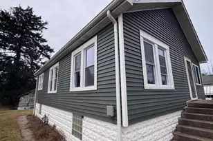 2804 Belmont St, Portage, IN 46368 - Photo 1