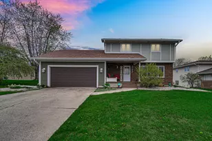 2542 Naples Dr, Schererville, IN 46375 - Photo 1