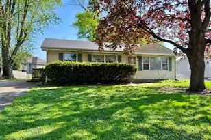 1101 71st Ave, Schererville, IN 46375 - Photo 1