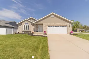 5510 Malibu Dr, Lowell, IN 46356 - Photo 1