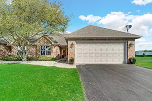 2017 Wildwood Cir, Highland, IN 46322 - Photo 1
