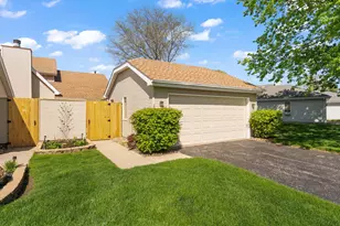 230 Holly Ln, Schererville, IN 46375 - Photo 1