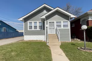 817 Merrill St, Hammond, IN 46320 - Photo 1