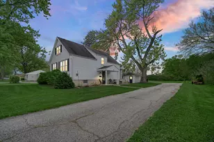 1400 S Lincoln St, Hobart, IN 46342 - Photo 1