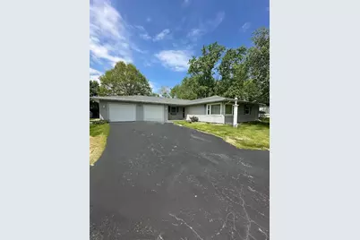 582 N 50 W, Valparaiso, IN 46385 - Photo 1