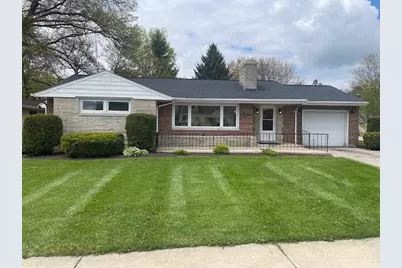 1221 Campbell Street, Valparaiso, IN 46385 - Photo 1