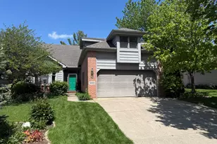 5005 Waters Edge Dr, Valparaiso, IN 46383 - Photo 1