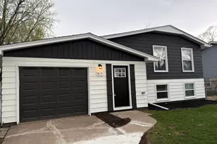815 W 70th Ave, Merrillville, IN 46410 - Photo 1