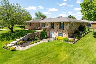 55585 Blue Jay Dr, South Bend, IN 46619 - Photo 1