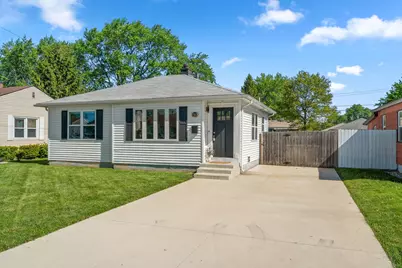 2719 Grand Boulevard, Highland, IN 46322 - Photo 1