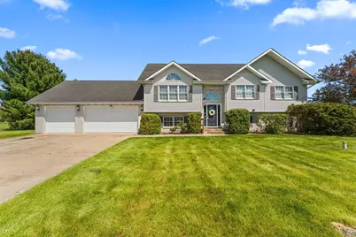 919 Plantation Road, Valparaiso, IN 46385 - Photo 1